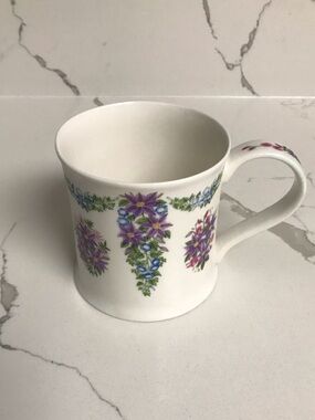 Dunoon Garlands Floral Fine Bone China Mug in White with Purple Bloom Design